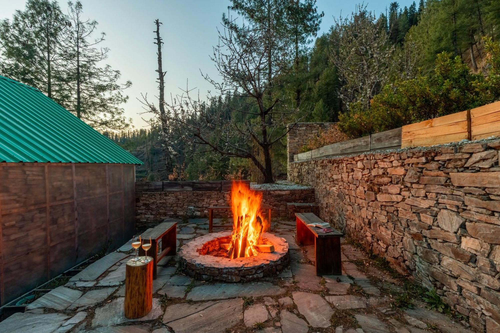 Elivaas 1 Bhk Premium Cottage With Sauna - Everly 심라 외부 사진